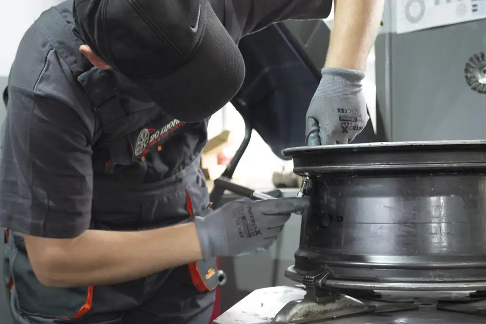 Замена вентилей TPMS